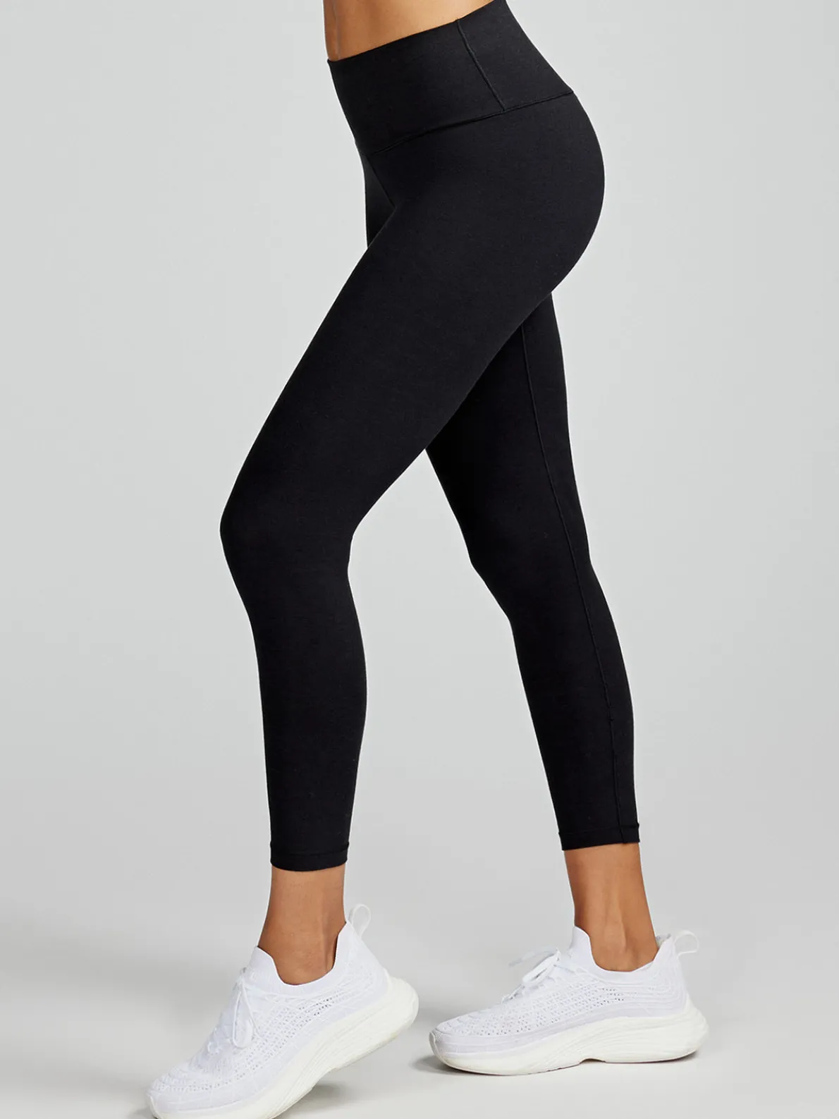 ALLways 7/8 Pocket Legging | Women's Activewear | tasc Performance