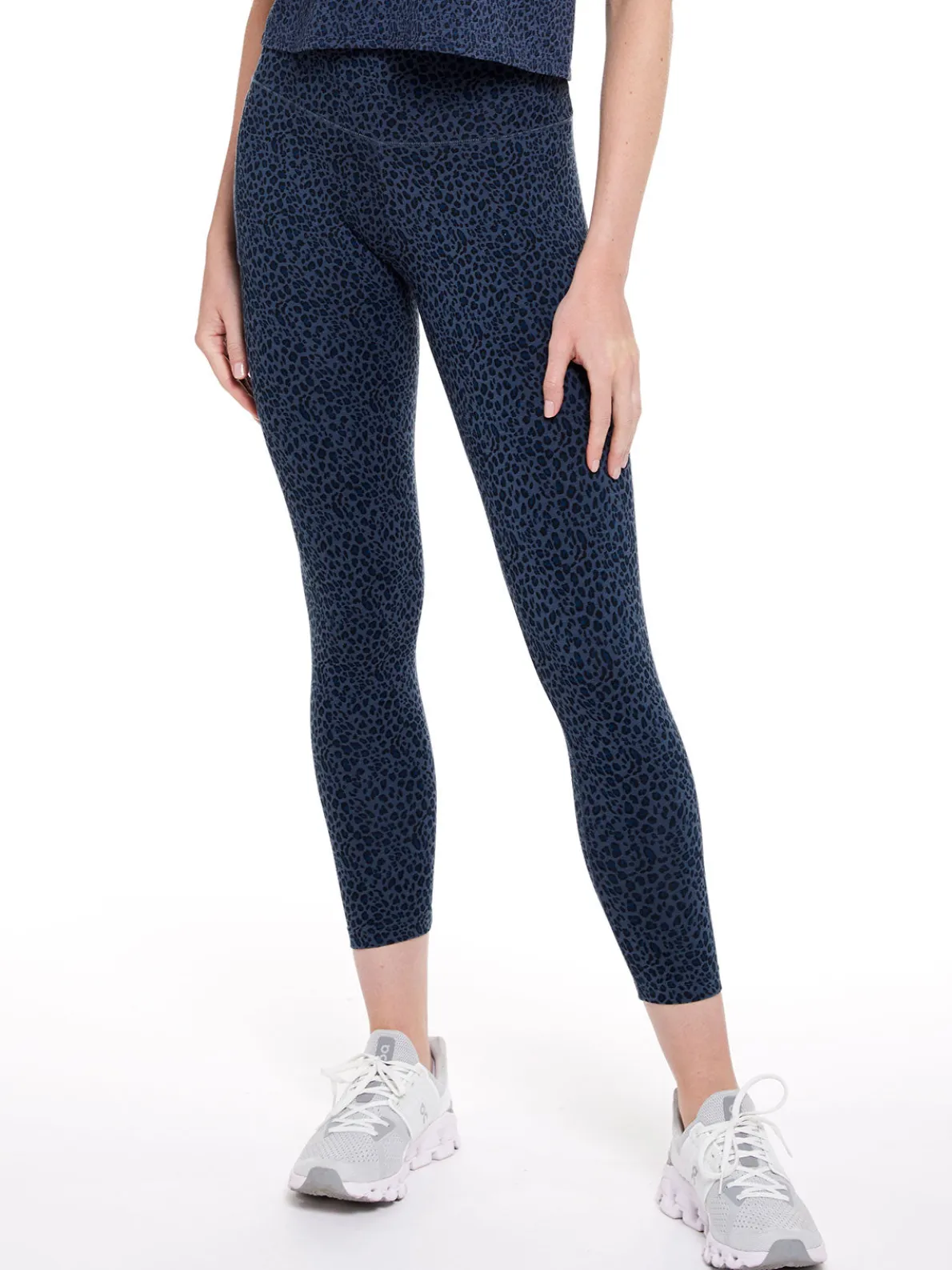 ALLways 7/8 Pocket Legging | Women's Activewear | tasc Performance