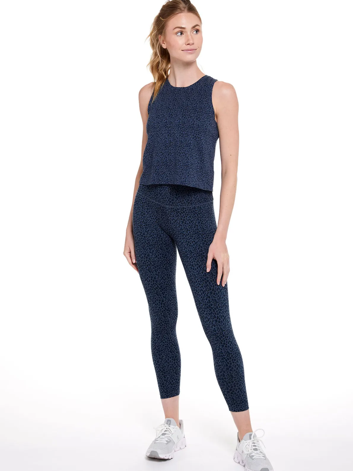 ALLways 7/8 Pocket Legging | Women's Activewear | tasc Performance