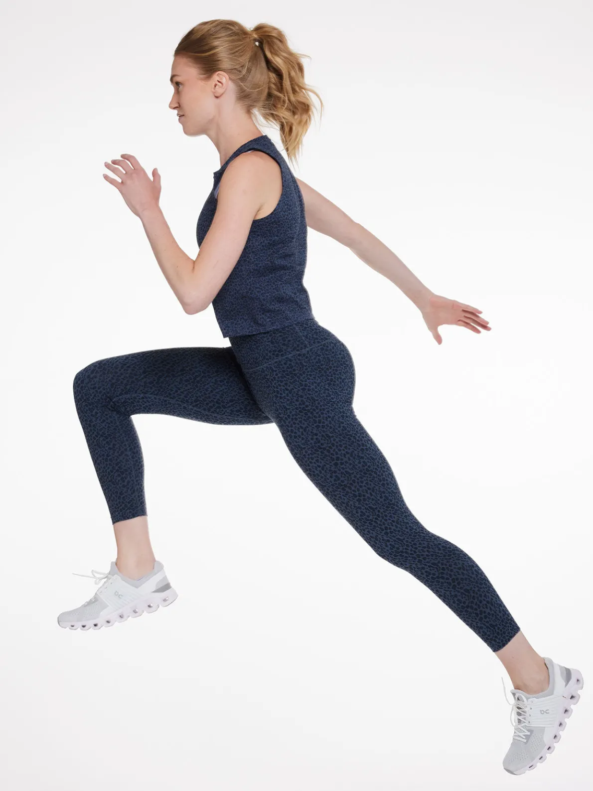 ALLways 7/8 Pocket Legging | Women's Activewear | tasc Performance