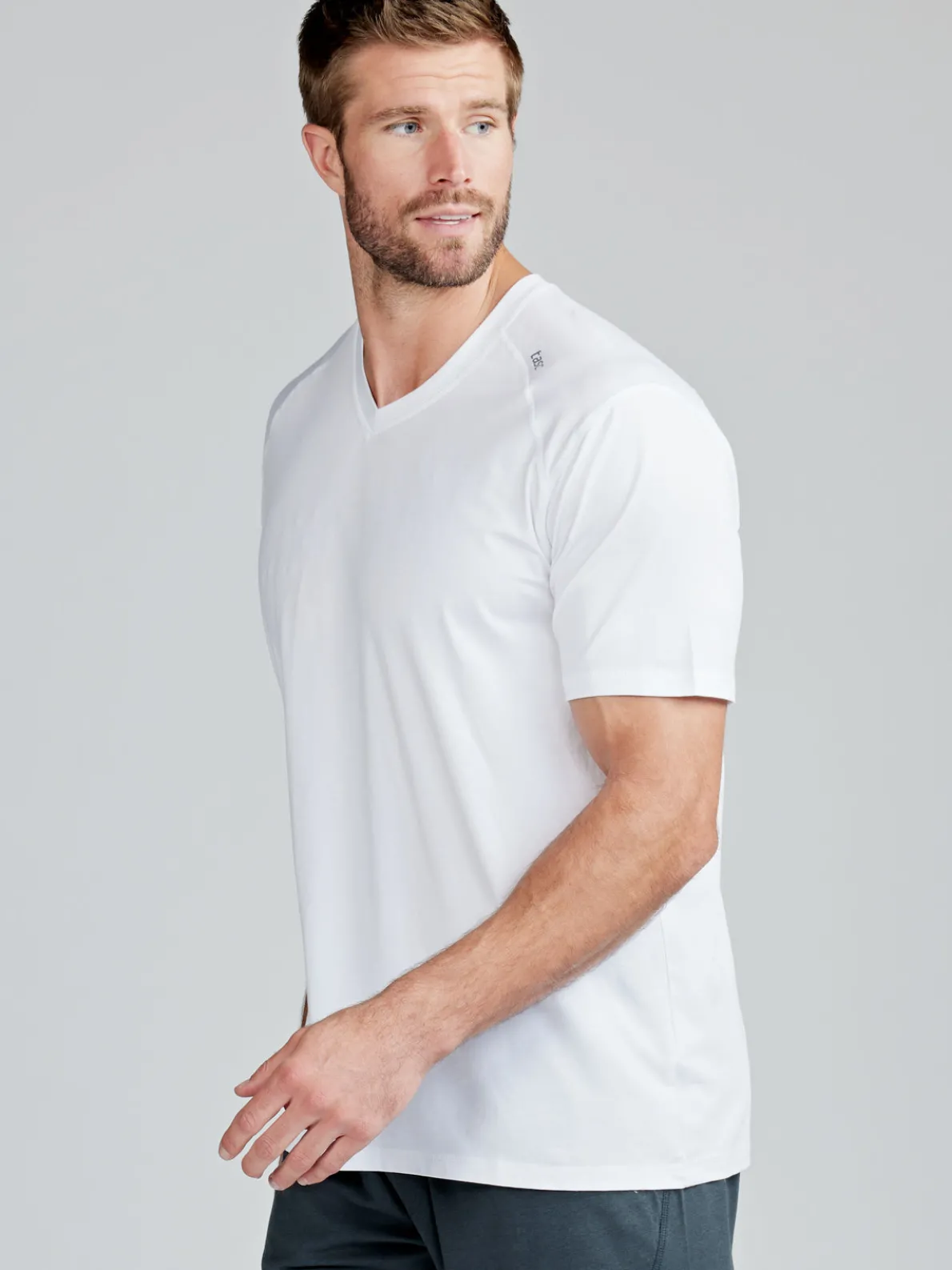 Carrollton Fitness V-Neck T-Shirt | Men's Apparel | tasc Performance